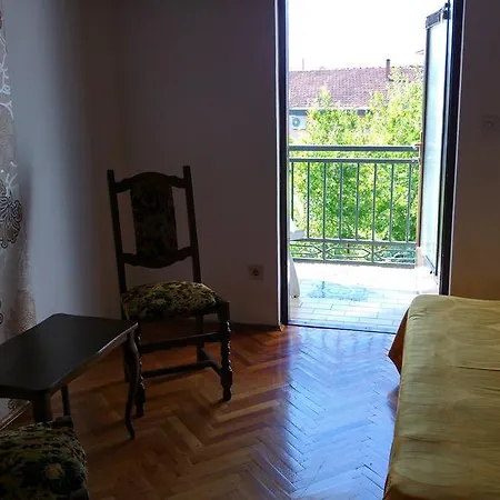 Hébergement de vacances Lola