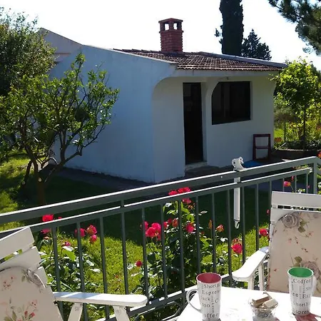 Hébergement de vacances Lola